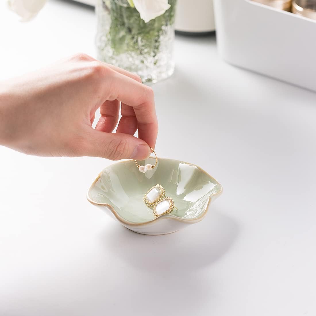 Mecaikru Ceramic Trinket Dish, Ring Tray, Decorative Jewelry Dish for Earrings Necklaces Watch Keys, for Women, White Green - Homesidy.com