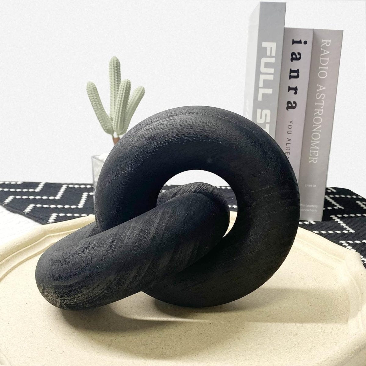 YiLiiod Wood Coffee Table Decor for Living Room, Hand Carved Chain Link Decoration, Modern Farmhouse and Boho Style Object - Homesidy.com