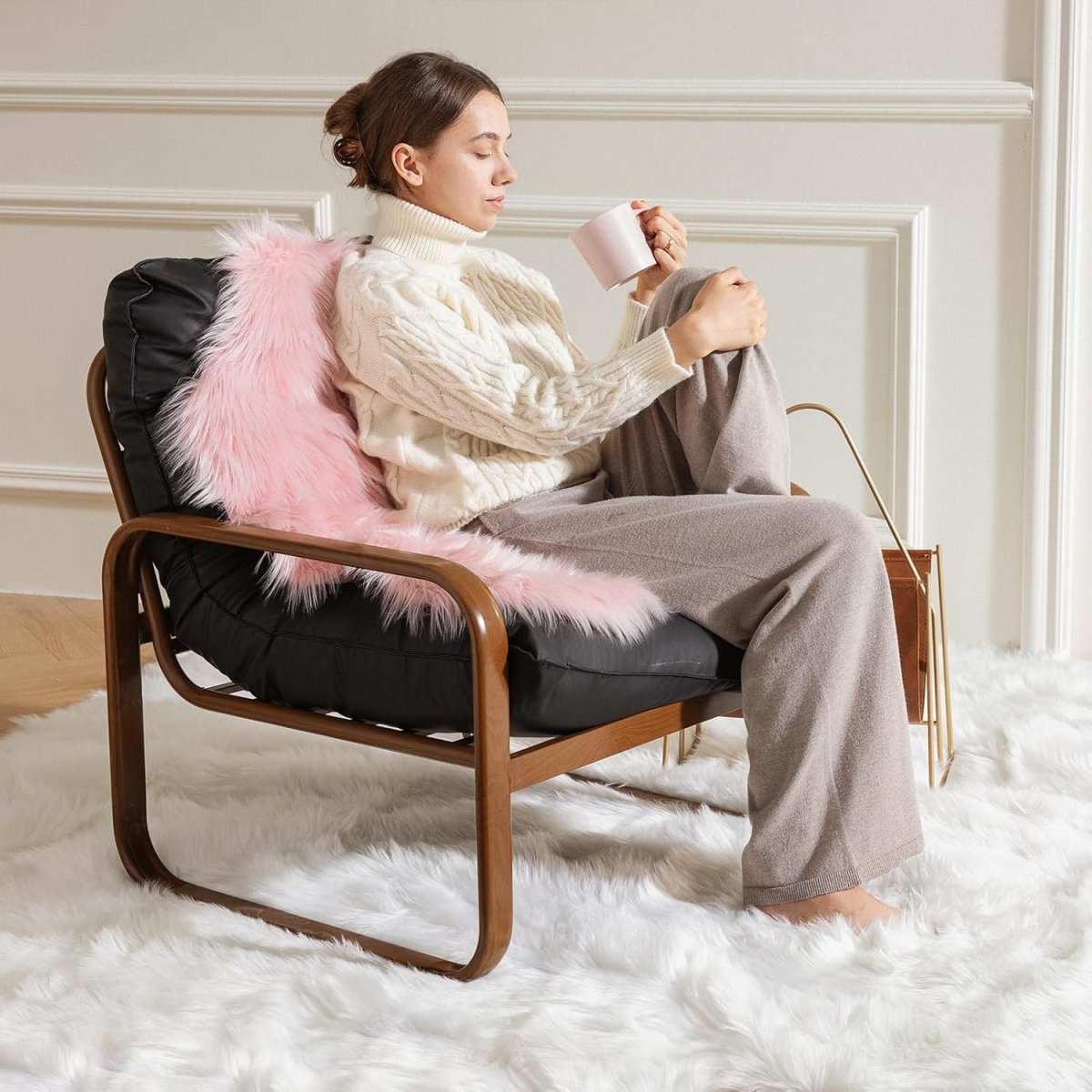 Ashler Faux Fur Rug, Fluffy White Small Sheepskin Rug, Ultra Soft 2x3 Ft Mat, Machine Washable Shag Mats, Nursery Throw for Bed, Living, Kids Room - Homesidy.com