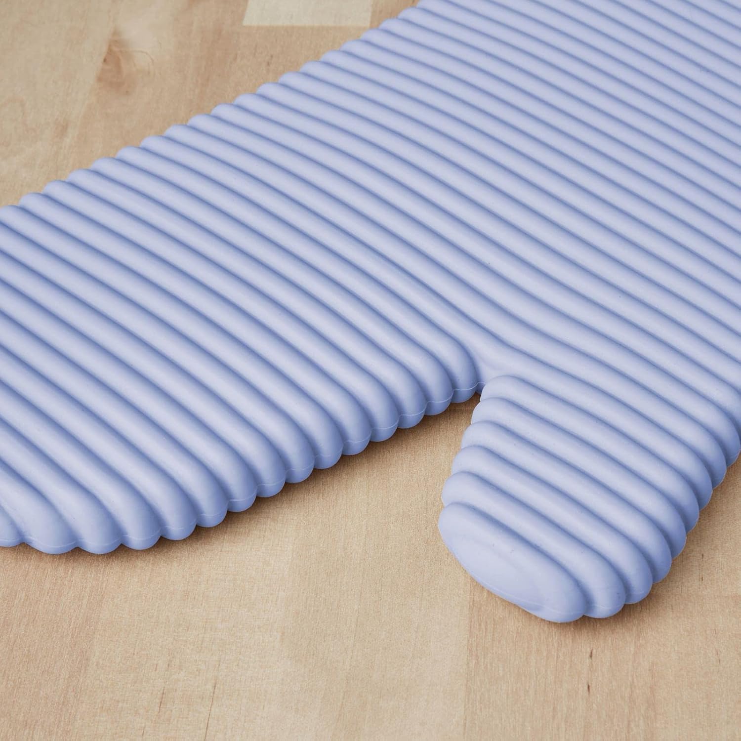 KITCHENAID Ribbed Soft Silicone Oven Mitt 2 - Pack Set, 7.5&34;x13&34;, Milkshake - Homesidy.com