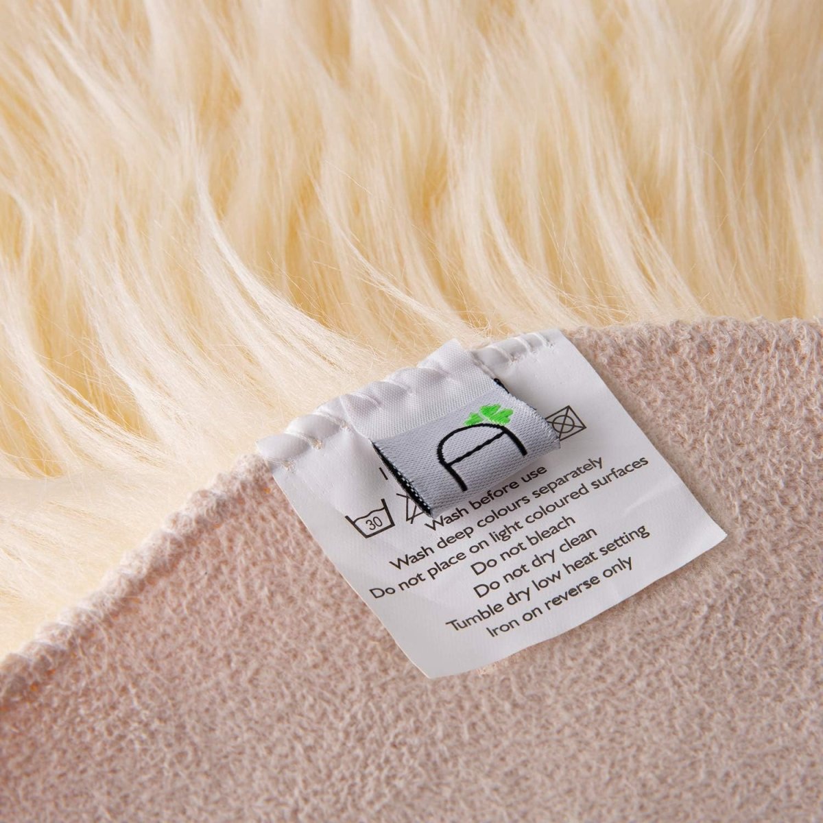 Ashler Faux Fur Rug, Fluffy White Small Sheepskin Rug, Ultra Soft 2x3 Ft Mat, Machine Washable Shag Mats, Nursery Throw for Bed, Living, Kids Room - Homesidy.com