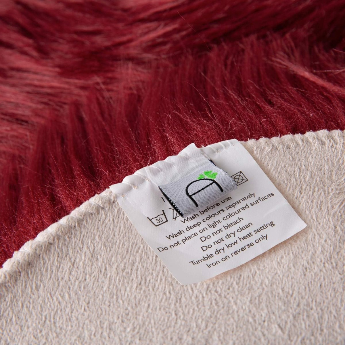 Ashler Faux Fur Rug, Fluffy White Small Sheepskin Rug, Ultra Soft 2x3 Ft Mat, Machine Washable Shag Mats, Nursery Throw for Bed, Living, Kids Room - Homesidy.com