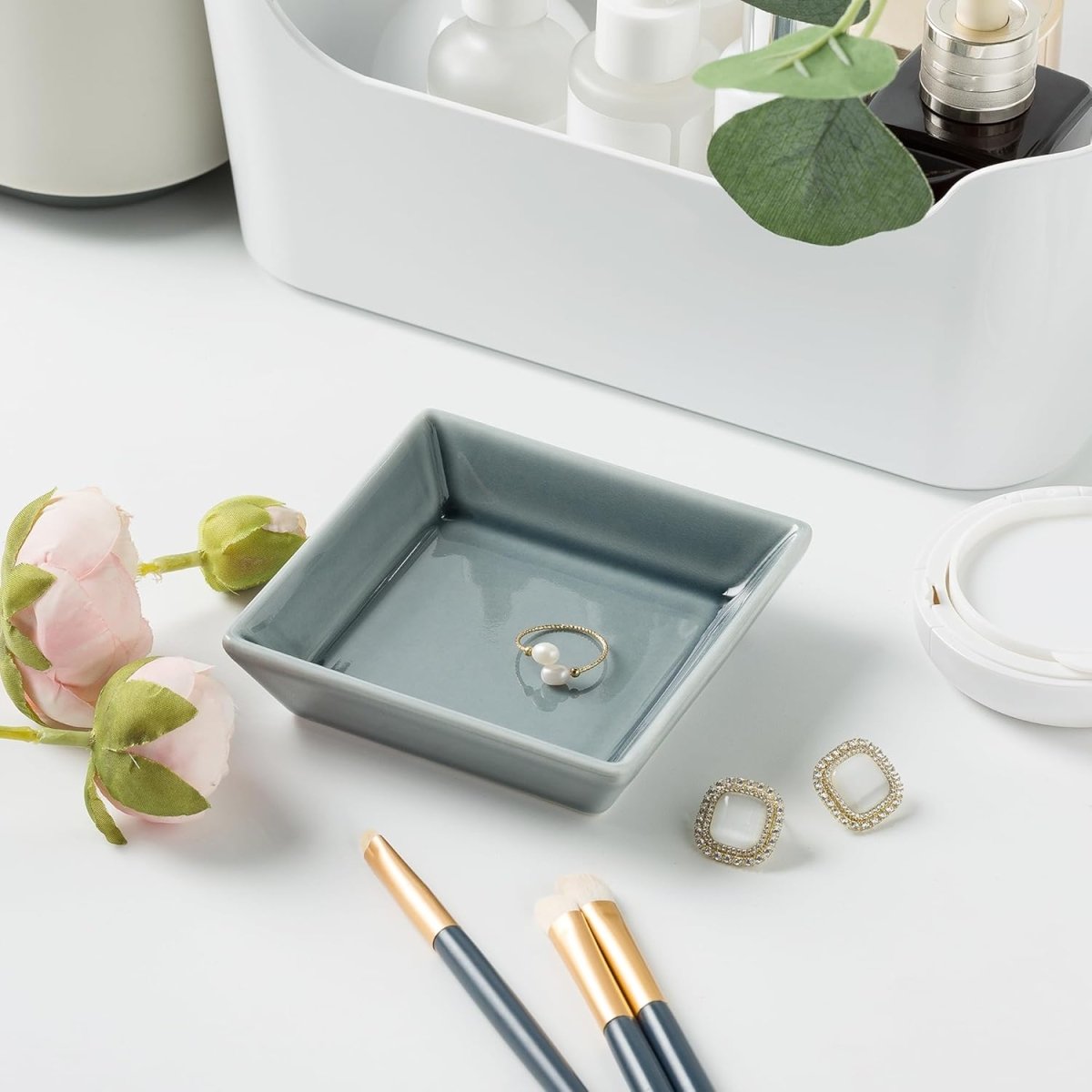 Mecaikru Ceramic Trinket Dish, Ring Tray, Decorative Jewelry Dish for Earrings Necklaces Watch Keys, for Women, White Green - Homesidy.com