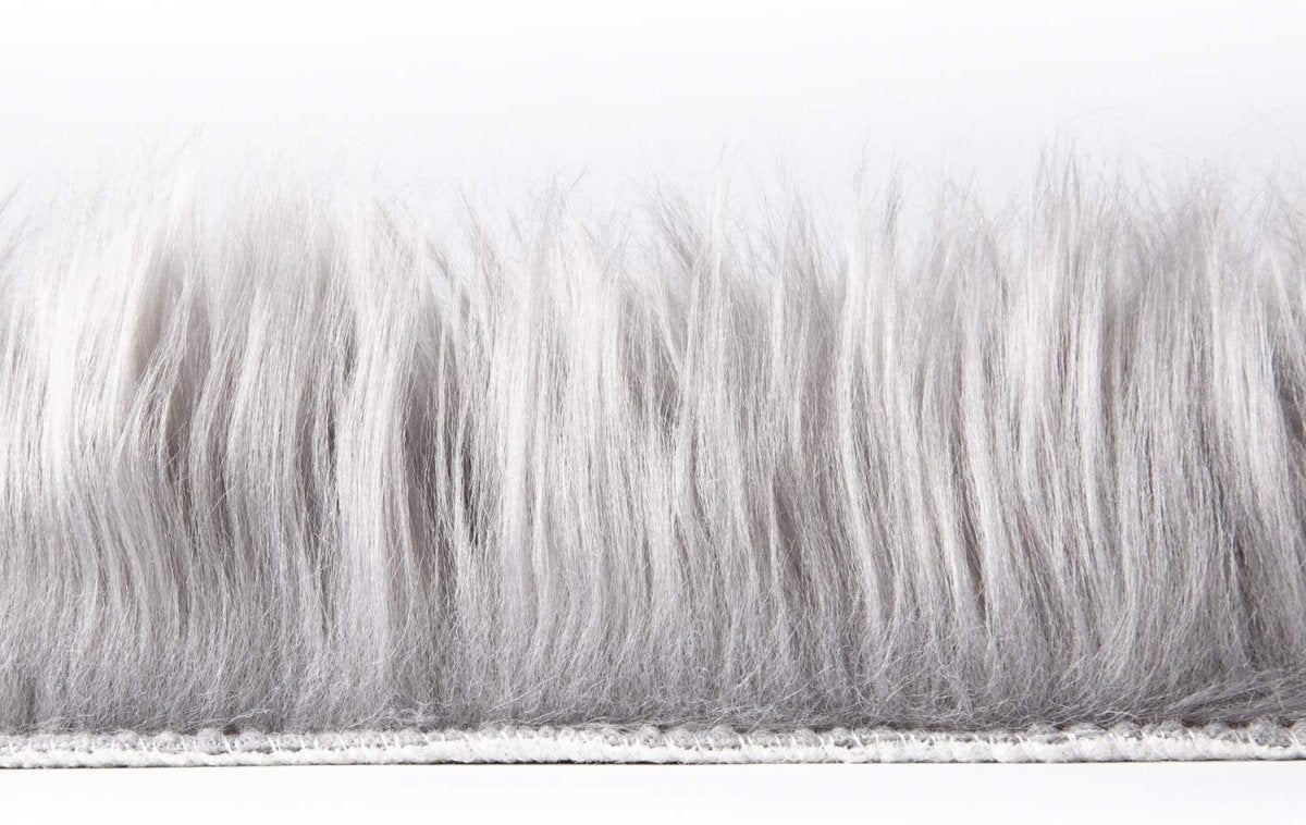 Ashler Faux Fur Rug, Fluffy White Small Sheepskin Rug, Ultra Soft 2x3 Ft Mat, Machine Washable Shag Mats, Nursery Throw for Bed, Living, Kids Room - Homesidy.com