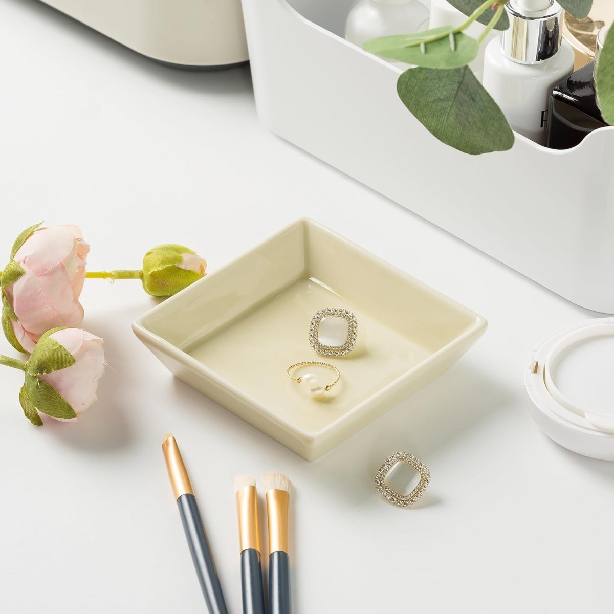 Mecaikru Ceramic Trinket Dish, Ring Tray, Decorative Jewelry Dish for Earrings Necklaces Watch Keys, for Women, White Green - Homesidy.com