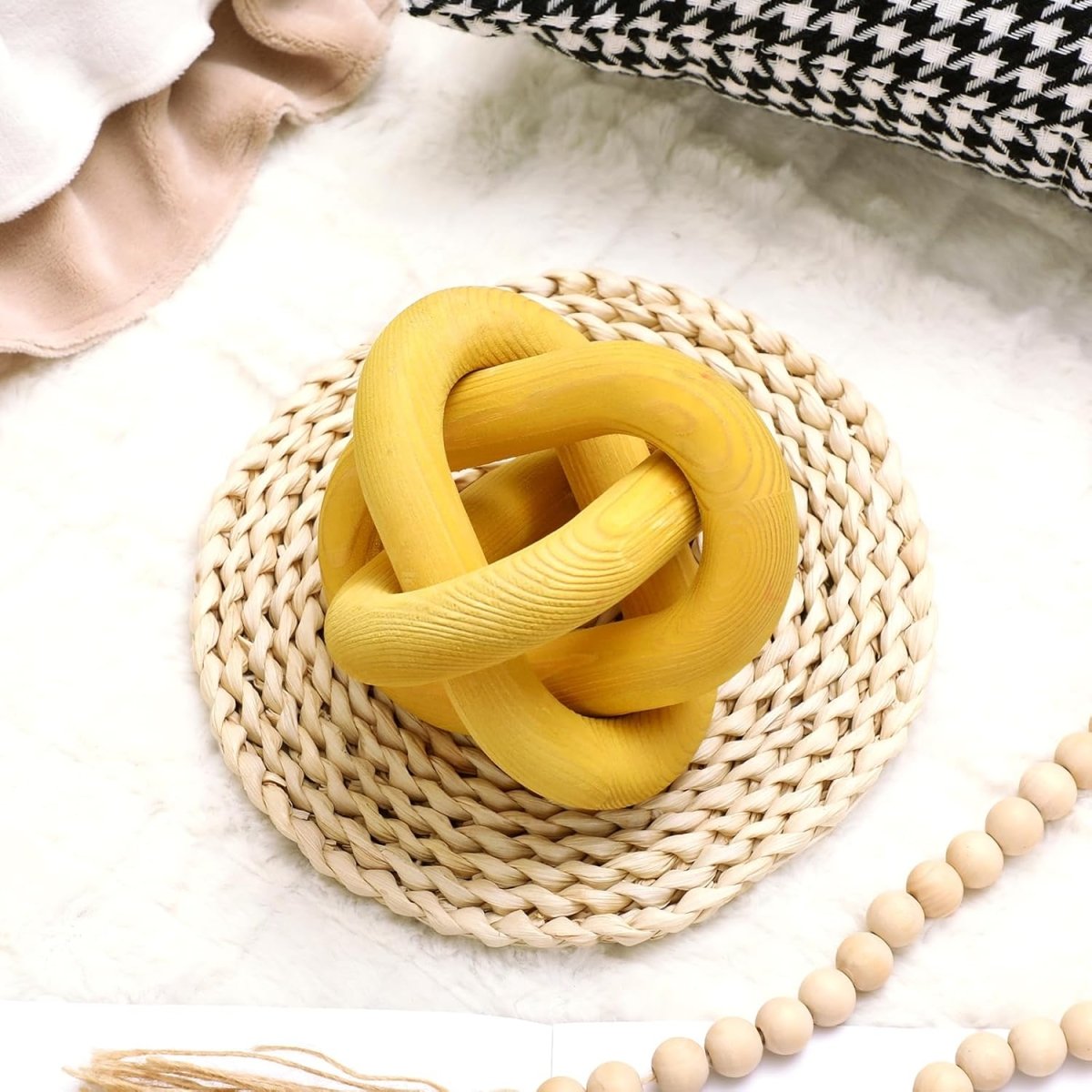 Yalikop 3 Link Wood Knot Decor - Hand Carved Coffee Table Decoration, Boho Chain Link Decor, Modern Shelf, Rustic Objects for Home Living Room Bedroom(White) - Homesidy.com