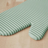 KITCHENAID Ribbed Soft Silicone Oven Mitt 2 - Pack Set, 7.5&34;x13&34;, Milkshake - Homesidy.com
