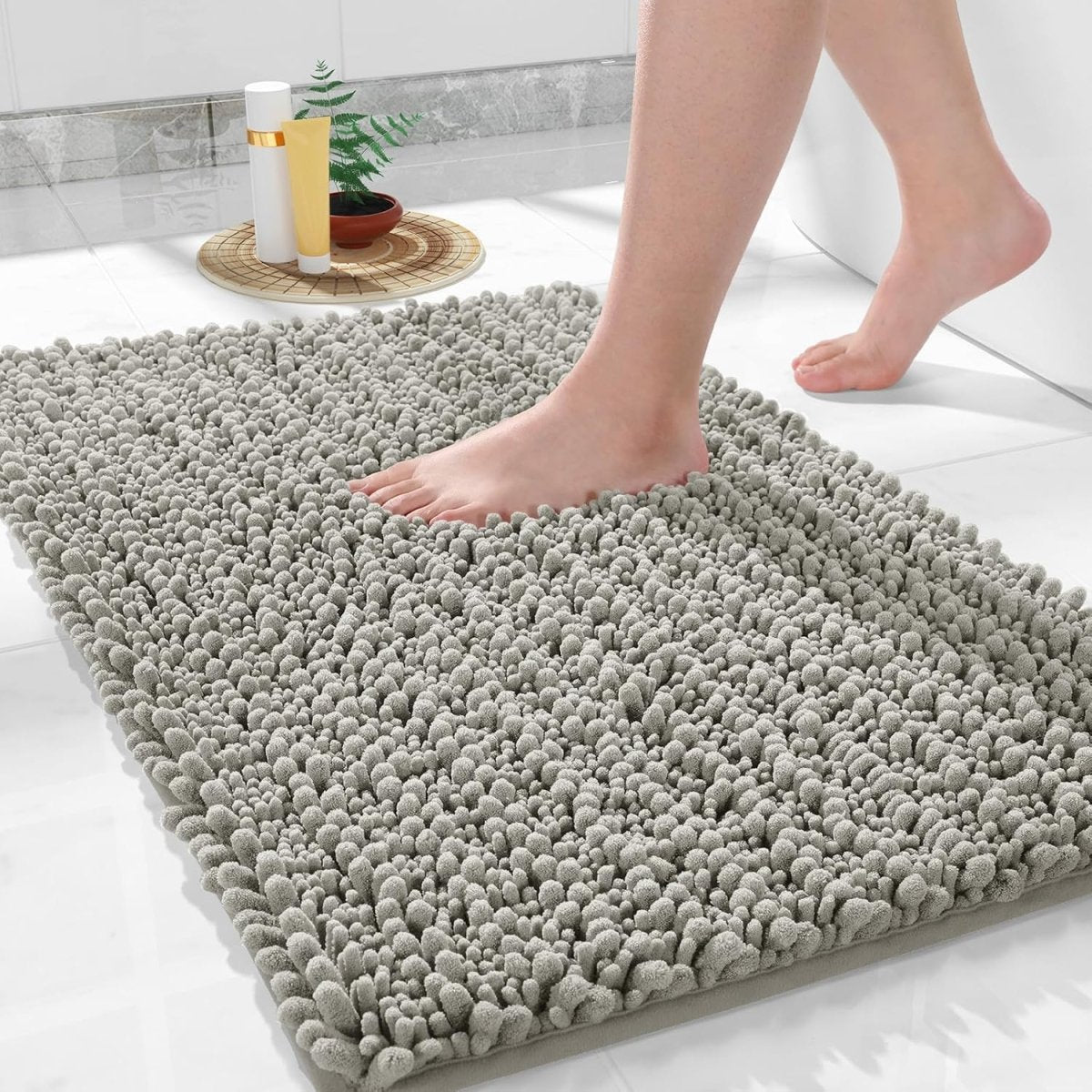 Yimobra Bathroom Rugs Non Slip Washable - Ultra Soft Absorbent Chenille Bath Mat, Quick Dry Shaggy Floor Carpet for Tub Shower, Gray Home Decor Accessories, 24x17 Inch - Homesidy.com