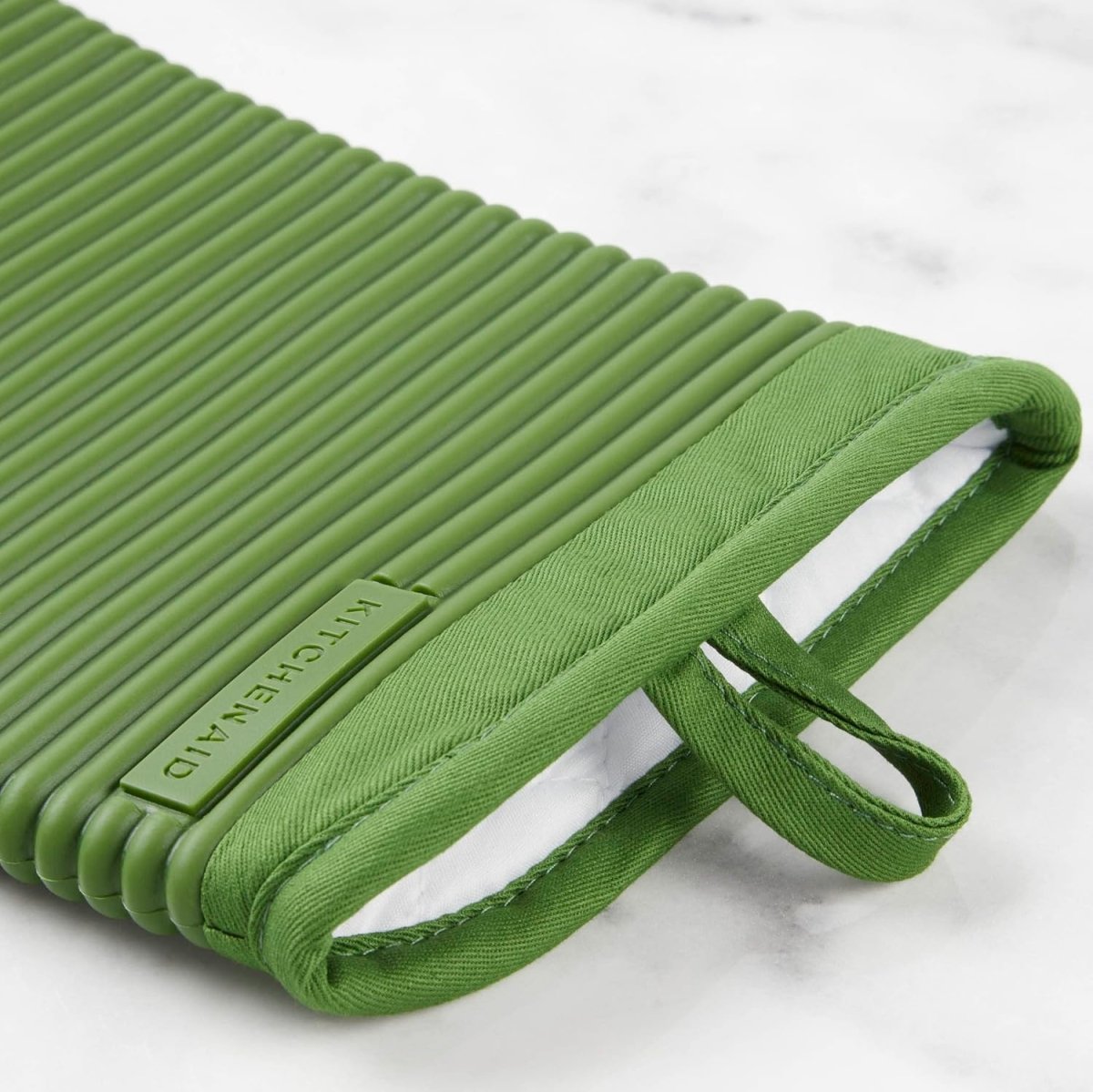 KITCHENAID Ribbed Soft Silicone Oven Mitt 2 - Pack Set, 7.5&34;x13&34;, Milkshake - Homesidy.com