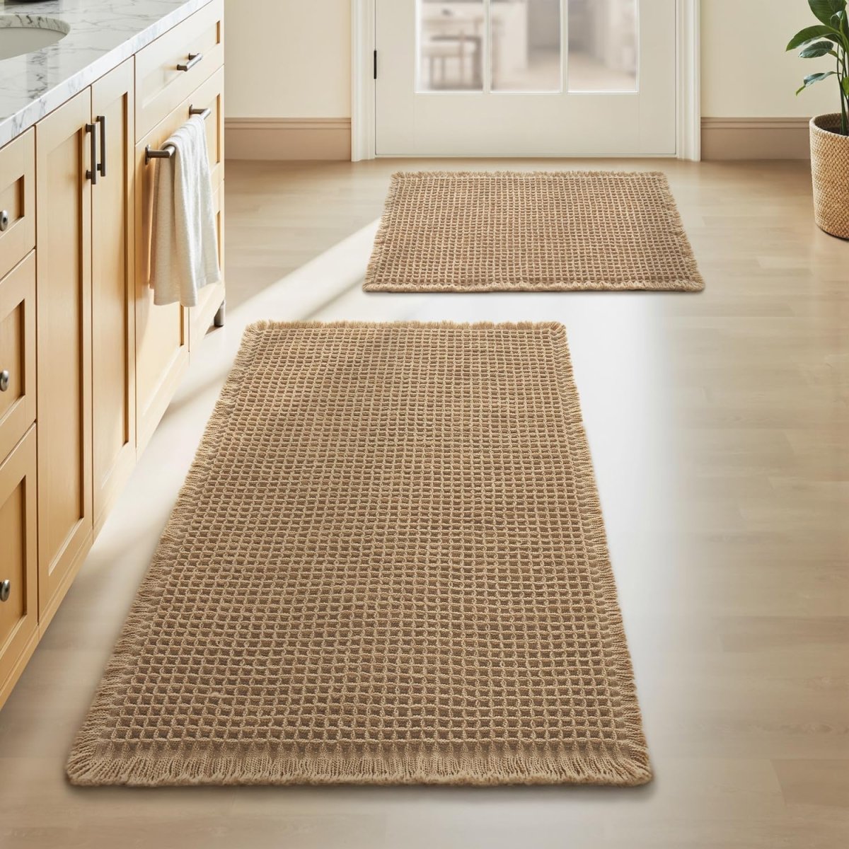 AMOAMI Upgraded Waffle Bath Mat, Super Absorbent Non Slip Bath Mats for Bathroom Floor, Machine Washable Bathroom Rugs with Tassels, Rubber Backed Bathroom Mats, Ultra Soft, 18&34; x 30&34;, Brown - Homesidy.com