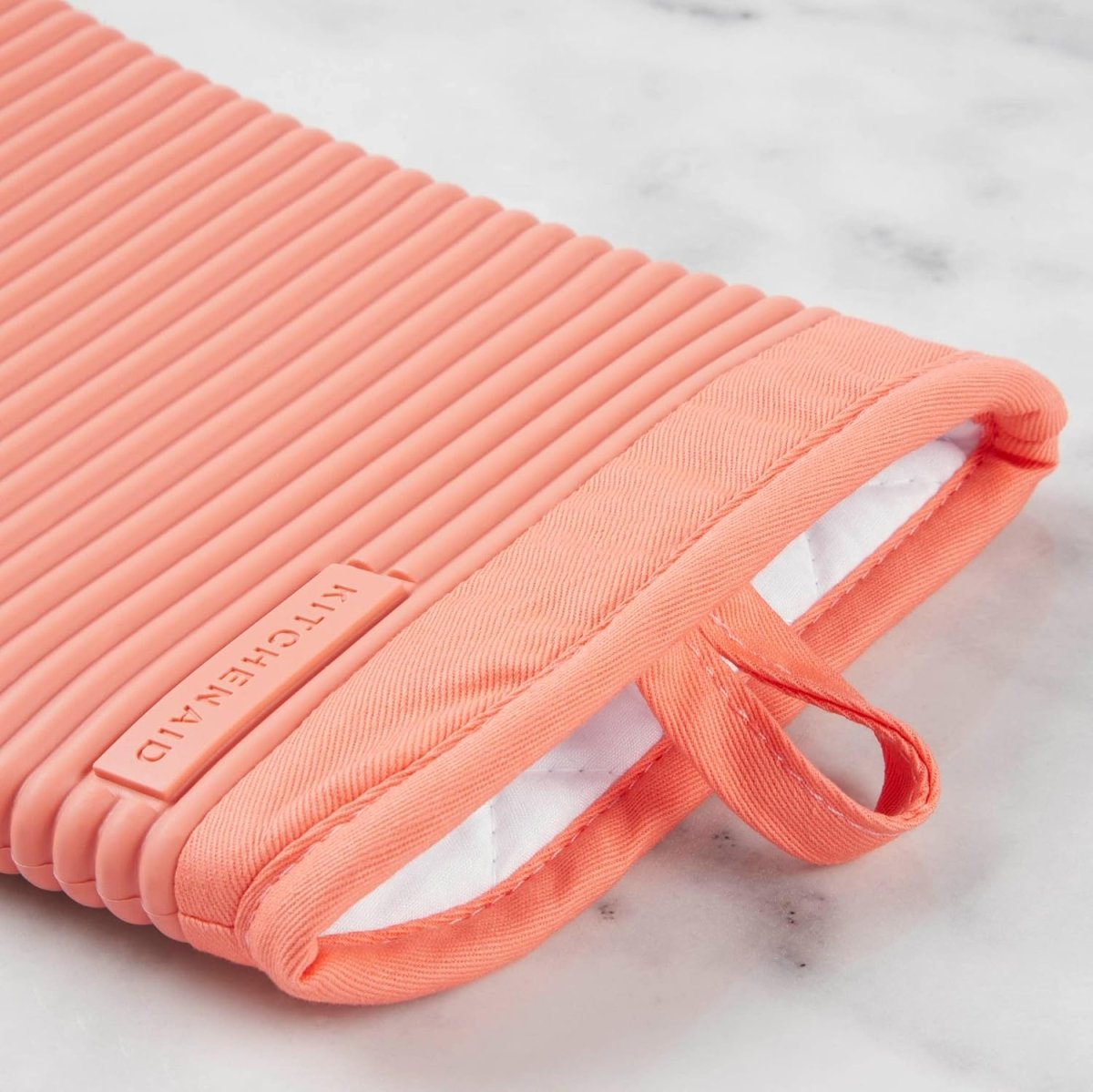 KITCHENAID Ribbed Soft Silicone Oven Mitt 2 - Pack Set, 7.5&34;x13&34;, Milkshake - Homesidy.com