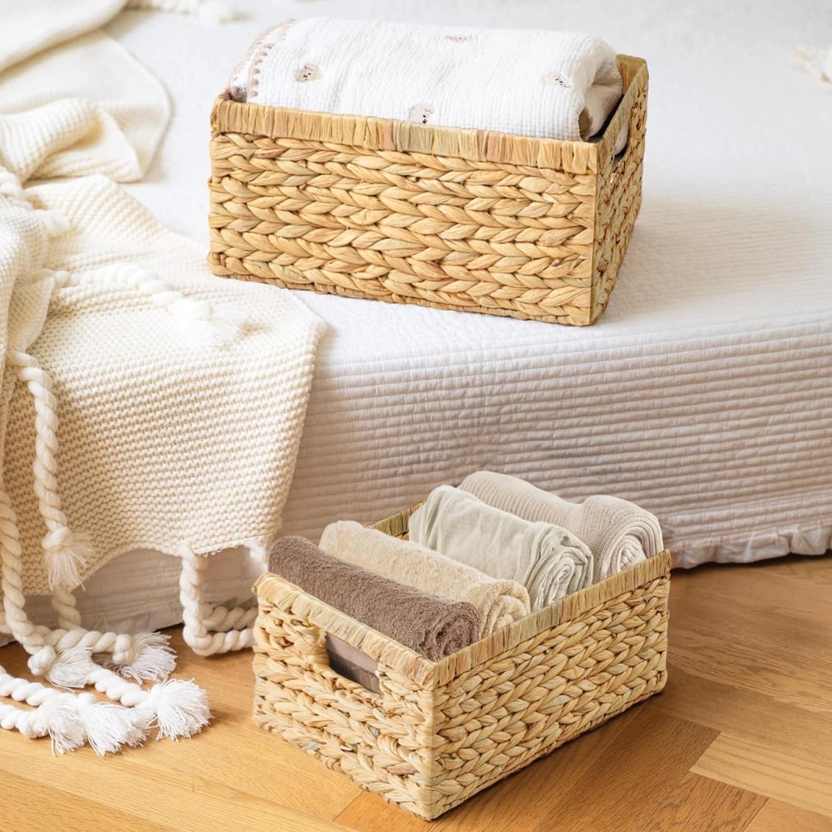 Greenatural Water Hyacinth Storage Baskets Set of 2, Handwoven Rectangular Organizer Trays with Wooden Bead Handles, Nested Wicker Bins for Shelf, Bathroom, Kitchen, Office, Natural Decor - Homesidy.com