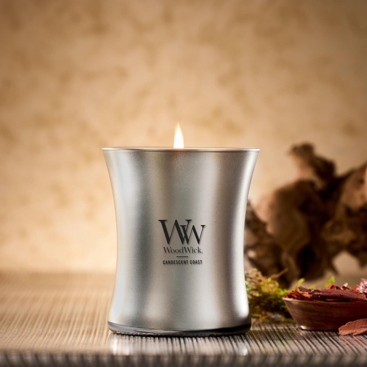 WoodWick Marine Amber Holiday Candle Gifts for Women and Men, 9.7 oz Precious Metals Collection with Crackling Wick - Homesidy.com