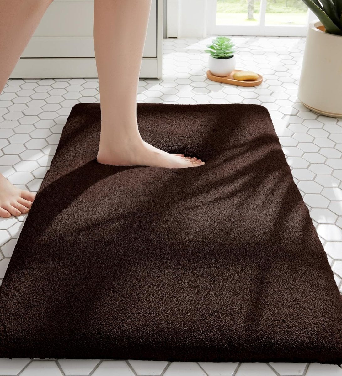 MINIDEAR Bathroom Rugs 24x17 Light Grey - Thick Elastic Foam Bath Mat, Ultra Soft &amp; Plush Fluffy, Non - Slip, Quick Dry, Absorbent Washable Floor Microfiber Mat for Tub, Home Decor Accessories - Homesidy.com