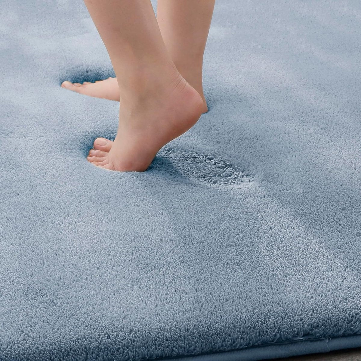 MINIDEAR Bathroom Rugs 24x17 Light Grey - Thick Elastic Foam Bath Mat, Ultra Soft &amp; Plush Fluffy, Non - Slip, Quick Dry, Absorbent Washable Floor Microfiber Mat for Tub, Home Decor Accessories - Homesidy.com
