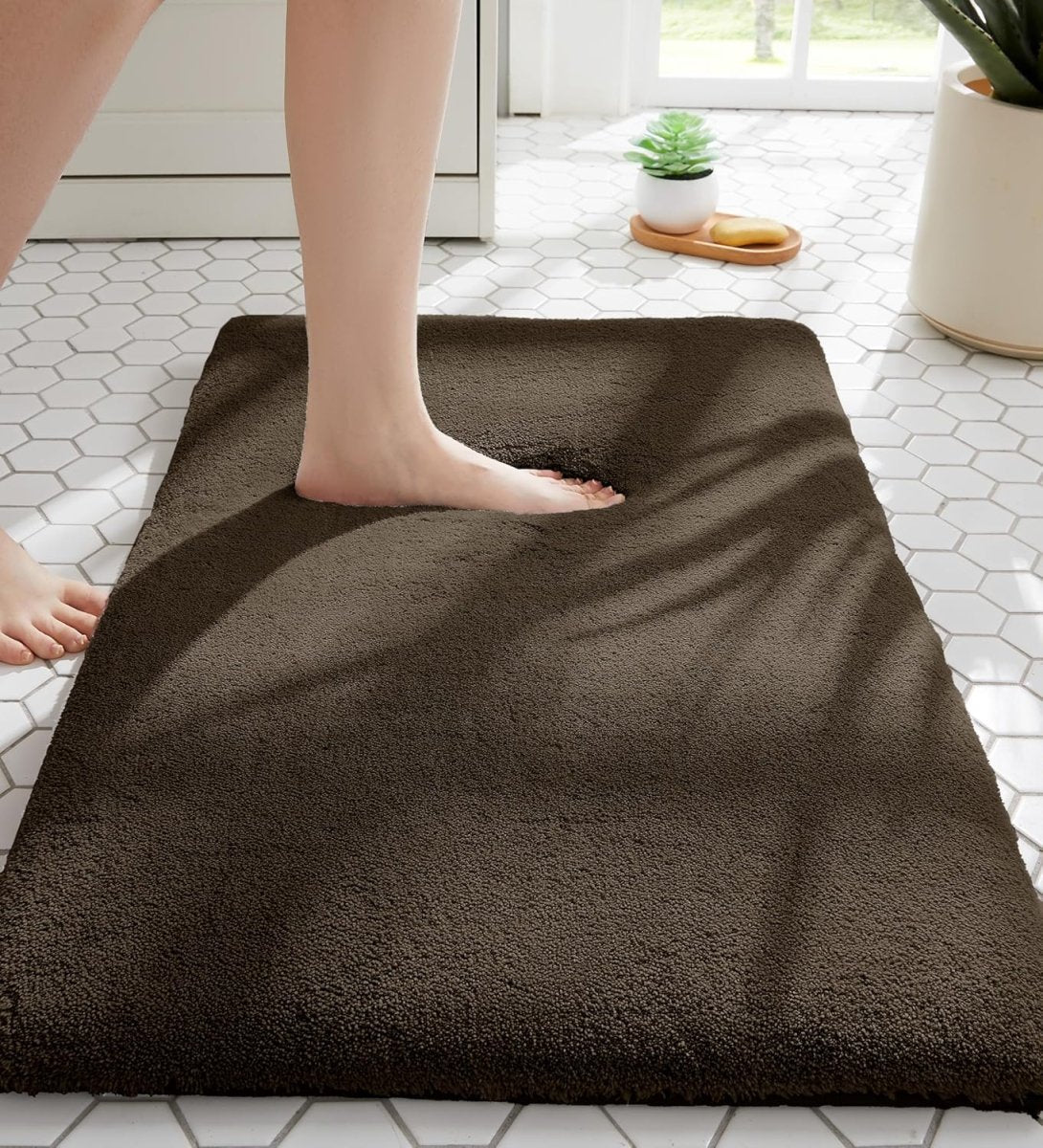 MINIDEAR Bathroom Rugs 24x17 Light Grey - Thick Elastic Foam Bath Mat, Ultra Soft &amp; Plush Fluffy, Non - Slip, Quick Dry, Absorbent Washable Floor Microfiber Mat for Tub, Home Decor Accessories - Homesidy.com